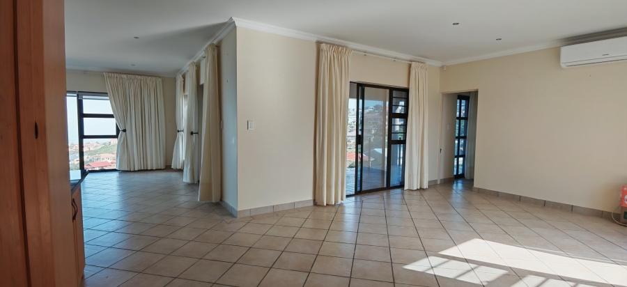 4 Bedroom Property for Sale in Dana Bay Western Cape